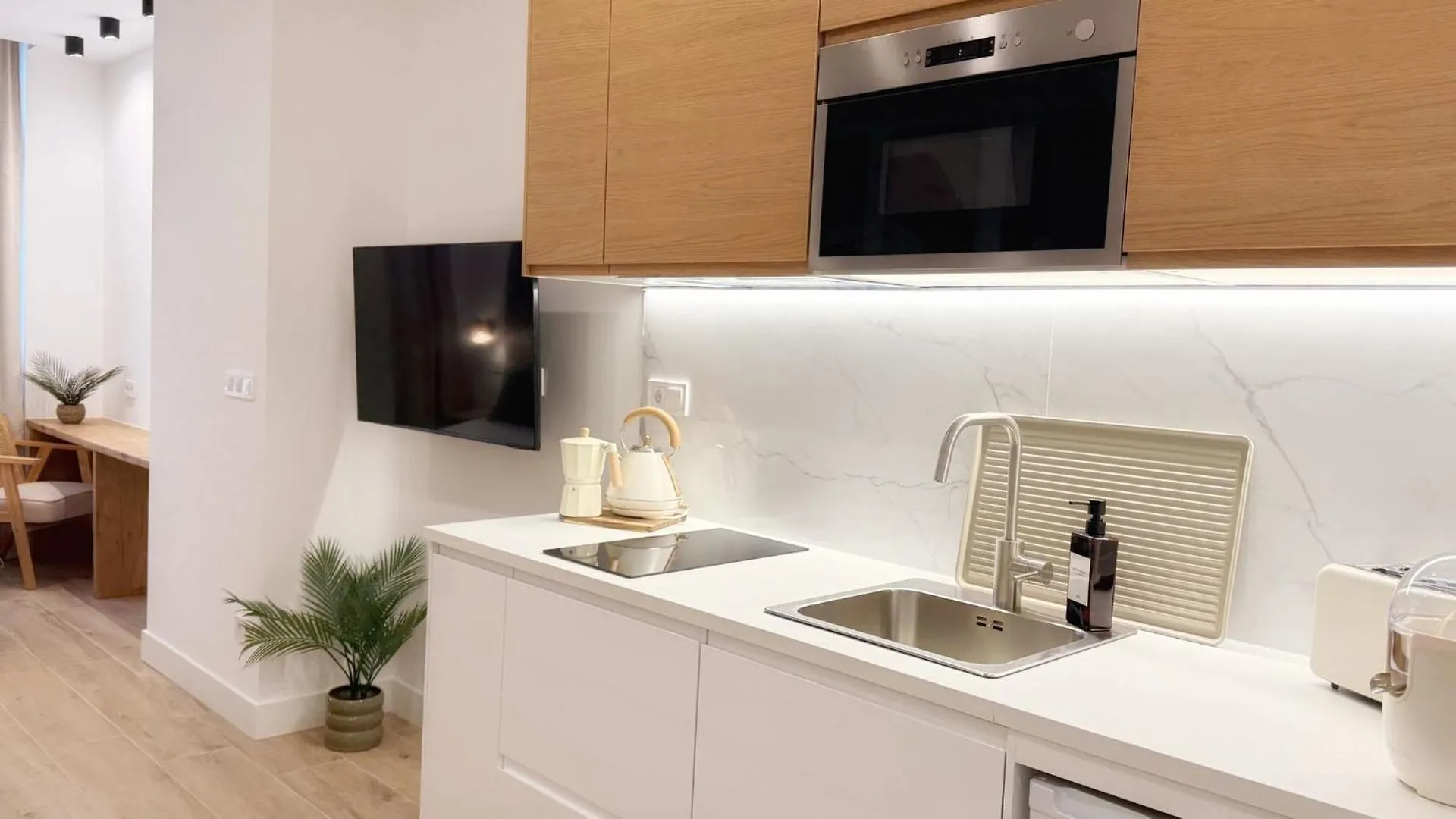 At Bilbaotown Self Check In Apartman Bilbao